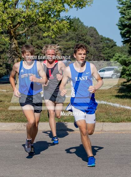 Thumbnail 2 in Varsity Quad @ Pioneers Park photogallery.