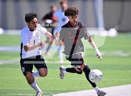 Thumbnail 3 in Austin Achieve vs. Gainesville (UIL 4A Soccer Division II Final) photogallery.