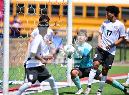 Thumbnail 3 in Austin Achieve vs. Gainesville (UIL 4A Soccer Division II Final) photogallery.