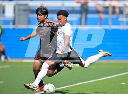 Thumbnail 2 in Austin Achieve vs. Gainesville (UIL 4A Soccer Division II Final) photogallery.
