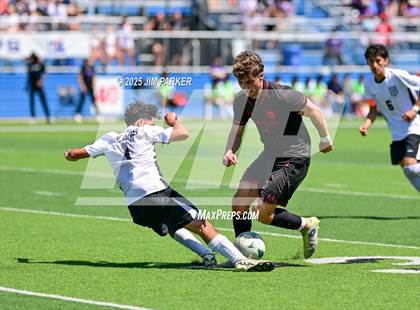 Thumbnail 2 in Austin Achieve vs. Gainesville (UIL 4A Soccer Division II Final) photogallery.