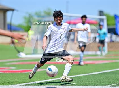 Thumbnail 2 in Austin Achieve vs. Gainesville (UIL 4A Soccer Division II Final) photogallery.