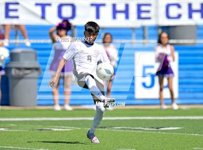 Thumbnail 3 in Austin Achieve vs. Gainesville (UIL 4A Soccer Division II Final) photogallery.