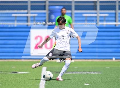 Thumbnail 2 in Austin Achieve vs. Gainesville (UIL 4A Soccer Division II Final) photogallery.