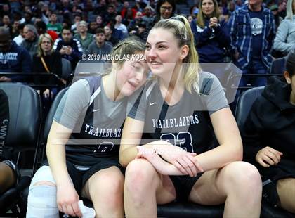 Thumbnail 2 in Pinewood vs. Sierra Canyon (CIF State Open Division Final) photogallery.