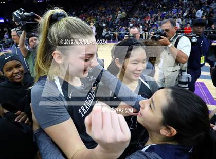 Thumbnail 1 in Pinewood vs. Sierra Canyon (CIF State Open Division Final) photogallery.