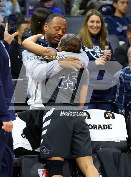 Thumbnail 1 in Pinewood vs. Sierra Canyon (CIF State Open Division Final) photogallery.
