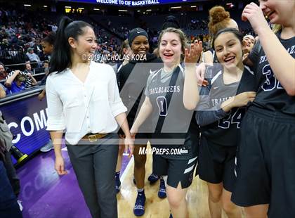 Thumbnail 1 in Pinewood vs. Sierra Canyon (CIF State Open Division Final) photogallery.