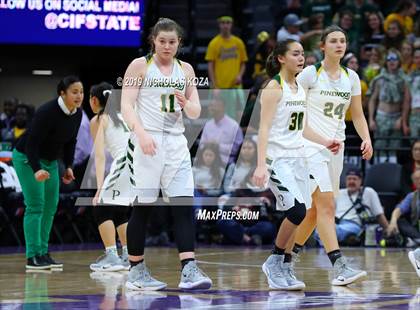 Thumbnail 3 in Pinewood vs. Sierra Canyon (CIF State Open Division Final) photogallery.