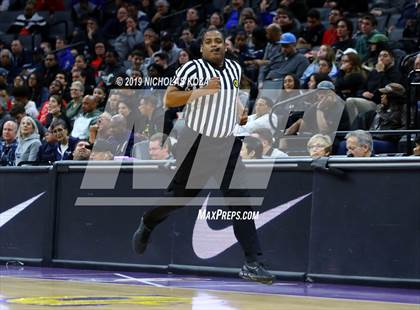 Thumbnail 2 in Pinewood vs. Sierra Canyon (CIF State Open Division Final) photogallery.