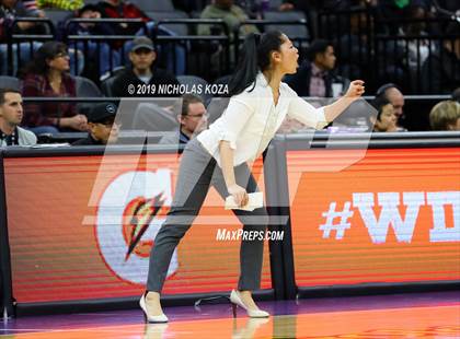 Thumbnail 1 in Pinewood vs. Sierra Canyon (CIF State Open Division Final) photogallery.