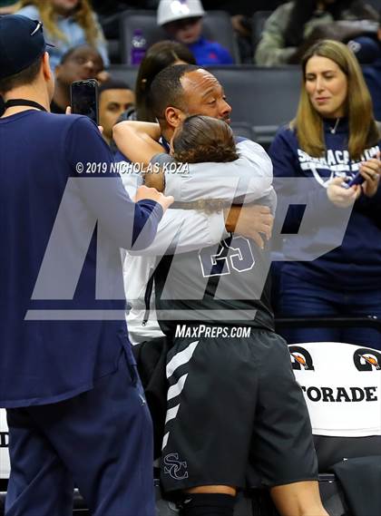 Thumbnail 2 in Pinewood vs. Sierra Canyon (CIF State Open Division Final) photogallery.