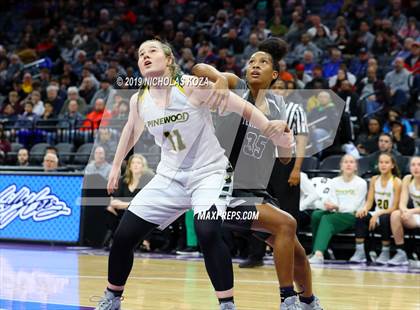 Thumbnail 1 in Pinewood vs. Sierra Canyon (CIF State Open Division Final) photogallery.