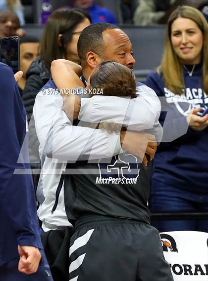 Thumbnail 3 in Pinewood vs. Sierra Canyon (CIF State Open Division Final) photogallery.