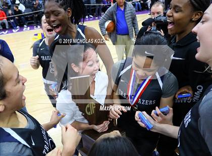 Thumbnail 2 in Pinewood vs. Sierra Canyon (CIF State Open Division Final) photogallery.