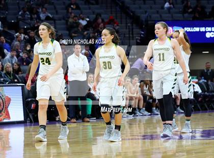 Thumbnail 3 in Pinewood vs. Sierra Canyon (CIF State Open Division Final) photogallery.