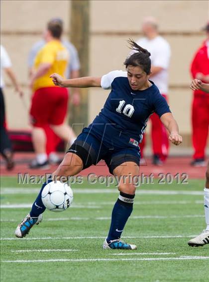 Thumbnail 2 in Kingwood Park vs Lamar Consolidated (I-10 Shootout) photogallery.