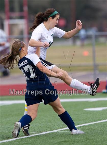 Thumbnail 2 in Kingwood Park vs Lamar Consolidated (I-10 Shootout) photogallery.