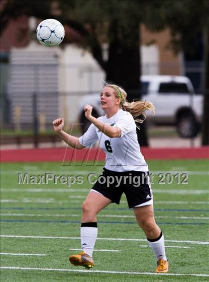 Thumbnail 3 in Kingwood Park vs Lamar Consolidated (I-10 Shootout) photogallery.