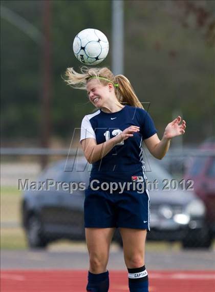Thumbnail 2 in Kingwood Park vs Lamar Consolidated (I-10 Shootout) photogallery.