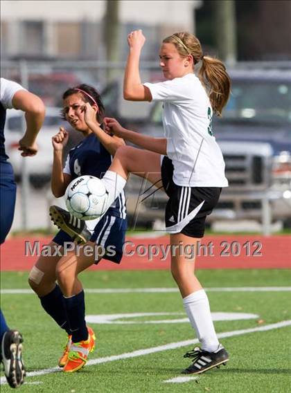 Thumbnail 2 in Kingwood Park vs Lamar Consolidated (I-10 Shootout) photogallery.