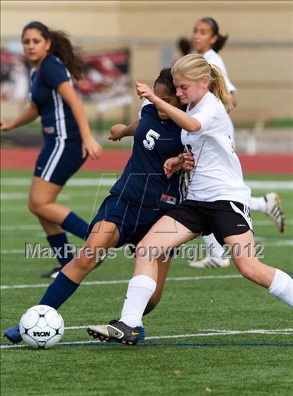 Thumbnail 2 in Kingwood Park vs Lamar Consolidated (I-10 Shootout) photogallery.