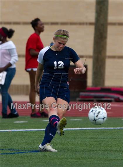Thumbnail 1 in Kingwood Park vs Lamar Consolidated (I-10 Shootout) photogallery.