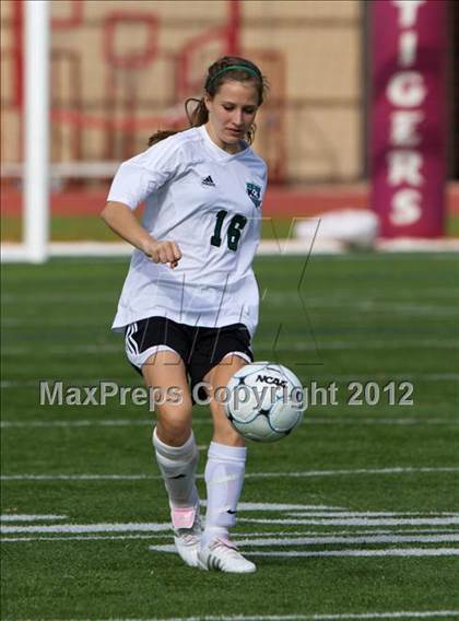 Thumbnail 3 in Kingwood Park vs Lamar Consolidated (I-10 Shootout) photogallery.