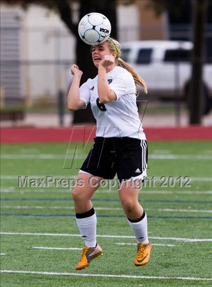 Thumbnail 2 in Kingwood Park vs Lamar Consolidated (I-10 Shootout) photogallery.