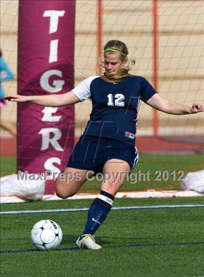 Thumbnail 1 in Kingwood Park vs Lamar Consolidated (I-10 Shootout) photogallery.