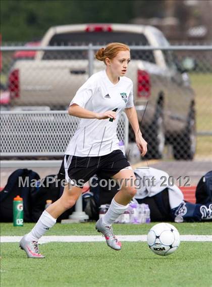 Thumbnail 3 in Kingwood Park vs Lamar Consolidated (I-10 Shootout) photogallery.