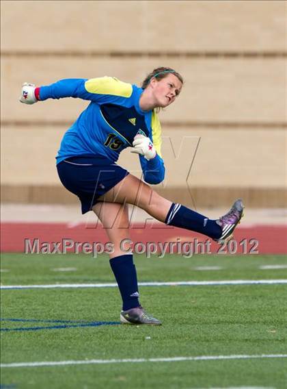 Thumbnail 3 in Kingwood Park vs Lamar Consolidated (I-10 Shootout) photogallery.