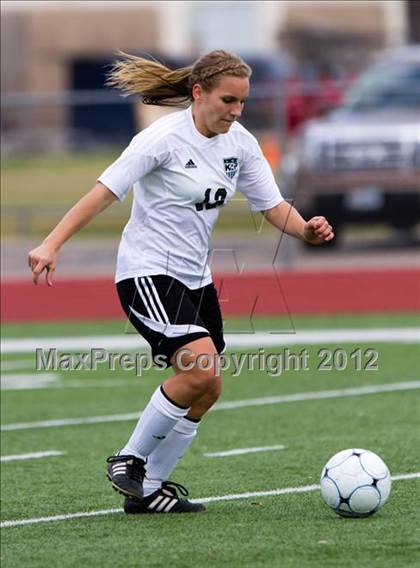 Thumbnail 3 in Kingwood Park vs Lamar Consolidated (I-10 Shootout) photogallery.