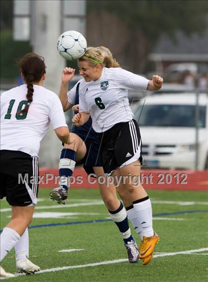 Thumbnail 3 in Kingwood Park vs Lamar Consolidated (I-10 Shootout) photogallery.