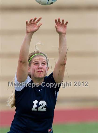 Thumbnail 3 in Kingwood Park vs Lamar Consolidated (I-10 Shootout) photogallery.