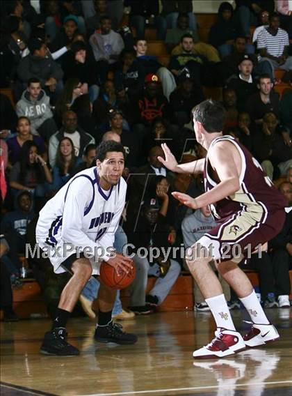 Thumbnail 3 in Iona Prep @ New Rochelle (Queen City Classic) photogallery.