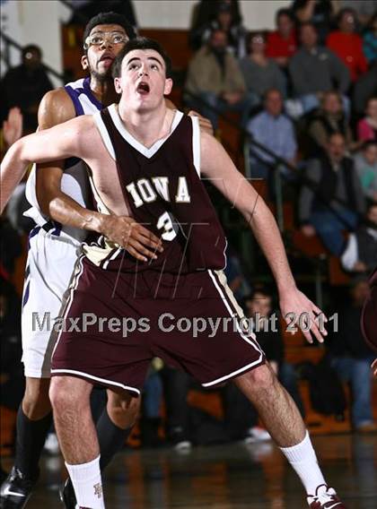 Thumbnail 1 in Iona Prep @ New Rochelle (Queen City Classic) photogallery.