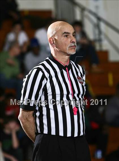 Thumbnail 2 in Iona Prep @ New Rochelle (Queen City Classic) photogallery.