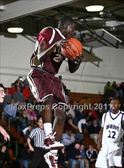 Thumbnail 1 in Iona Prep @ New Rochelle (Queen City Classic) photogallery.
