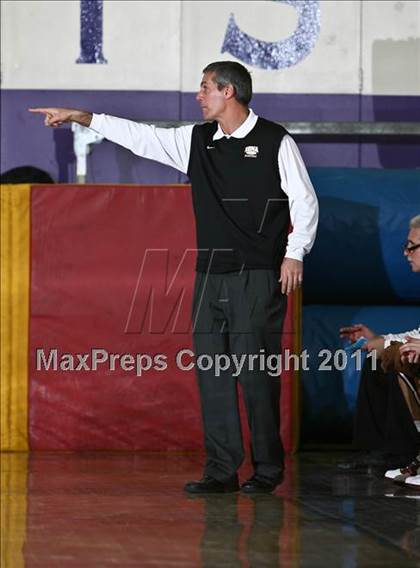 Thumbnail 2 in Iona Prep @ New Rochelle (Queen City Classic) photogallery.