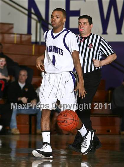 Thumbnail 1 in Iona Prep @ New Rochelle (Queen City Classic) photogallery.