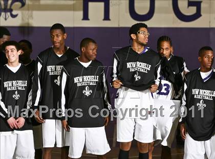 Thumbnail 2 in Iona Prep @ New Rochelle (Queen City Classic) photogallery.