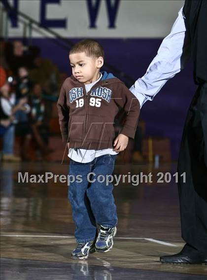 Thumbnail 3 in Iona Prep @ New Rochelle (Queen City Classic) photogallery.