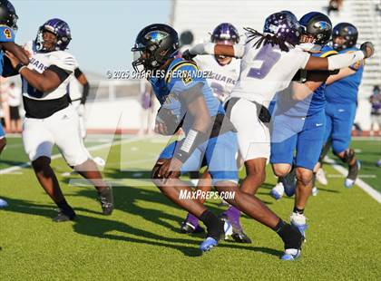 Thumbnail 1 in LBJ Austin vs Bay City (UIL 4A D1 Football Area) photogallery.