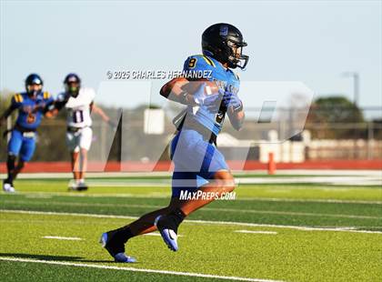 Thumbnail 1 in LBJ Austin vs Bay City (UIL 4A D1 Football Area) photogallery.