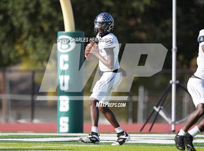 Thumbnail 1 in LBJ Austin vs Bay City (UIL 4A D1 Football Area) photogallery.