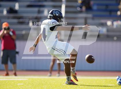Thumbnail 2 in LBJ Austin vs Bay City (UIL 4A D1 Football Area) photogallery.