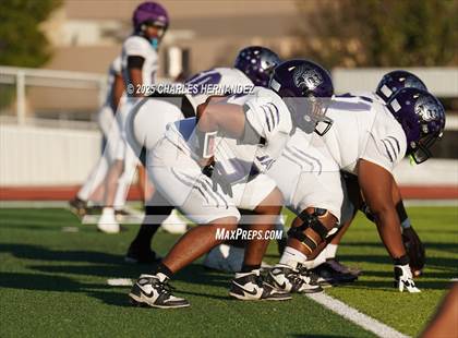 Thumbnail 2 in LBJ Austin vs Bay City (UIL 4A D1 Football Area) photogallery.