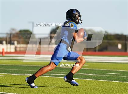 Thumbnail 2 in LBJ Austin vs Bay City (UIL 4A D1 Football Area) photogallery.