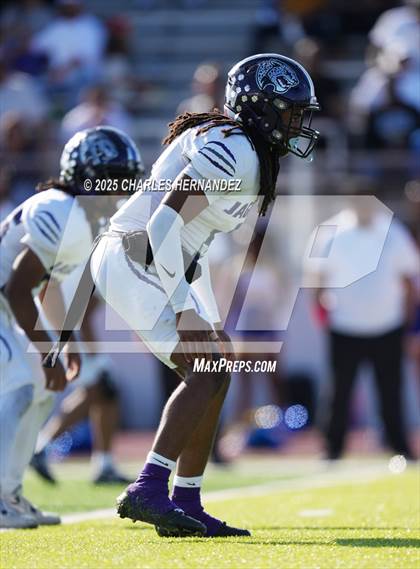 Thumbnail 3 in LBJ Austin vs Bay City (UIL 4A D1 Football Area) photogallery.